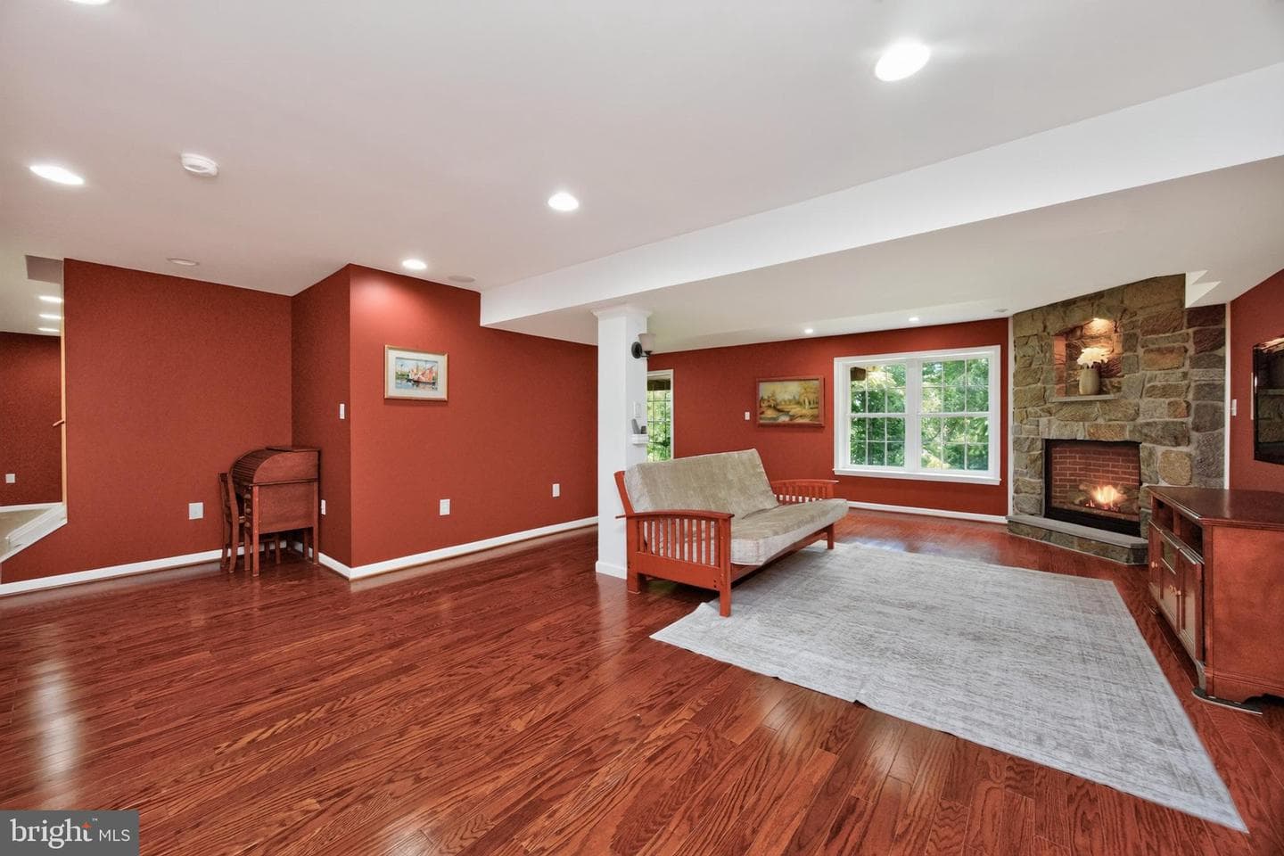 163 Hillcrest Avenue photo 40