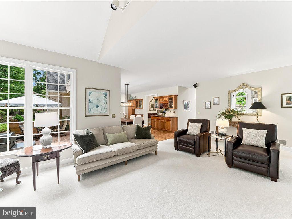 1250 Wylie Road photo 24