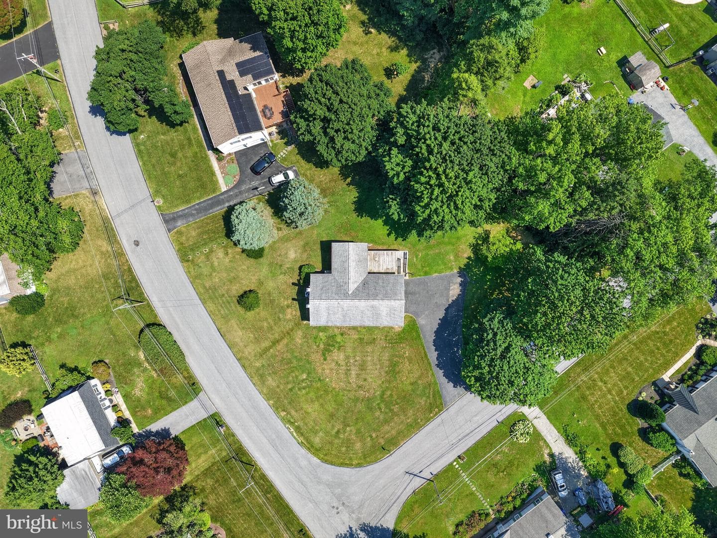 493 Mcgregor Drive photo 40