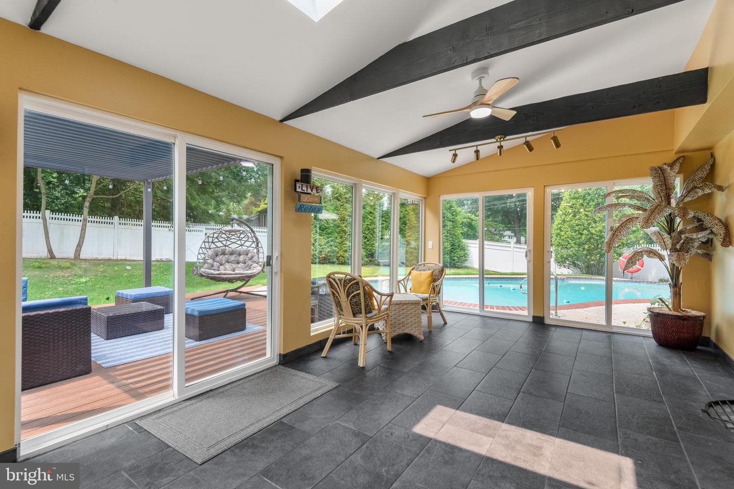 1291 Thomas Road photo 17