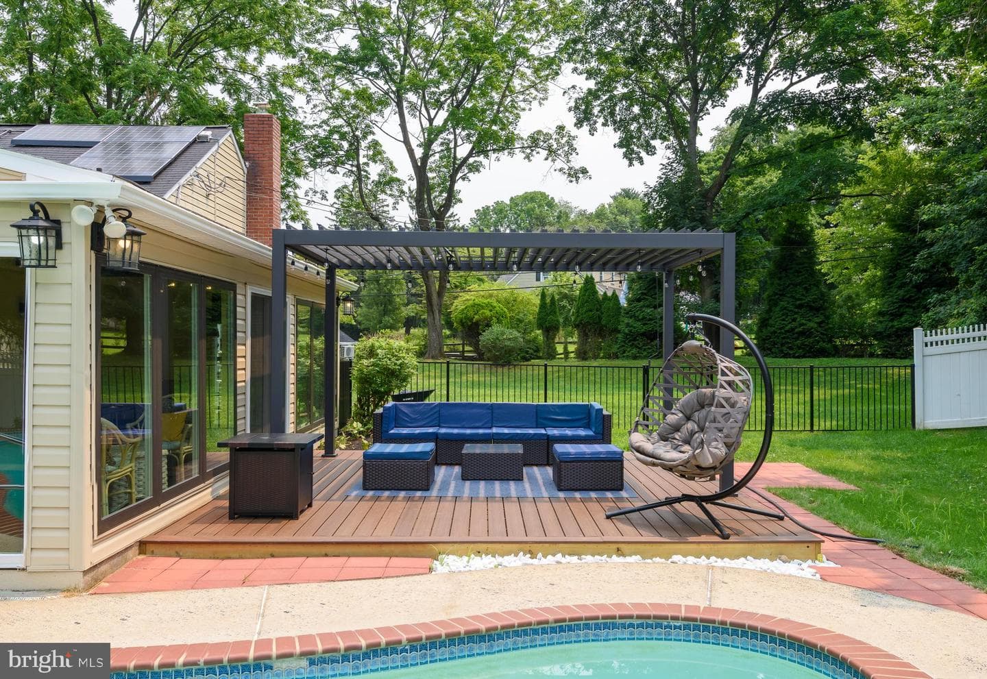 1291 Thomas Road photo 43