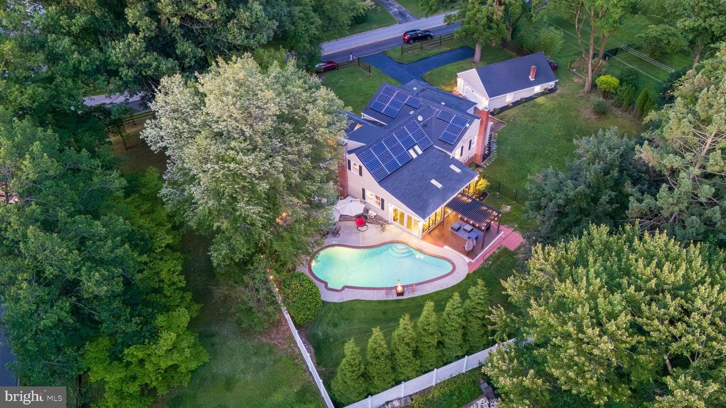 1291 Thomas Road photo 46