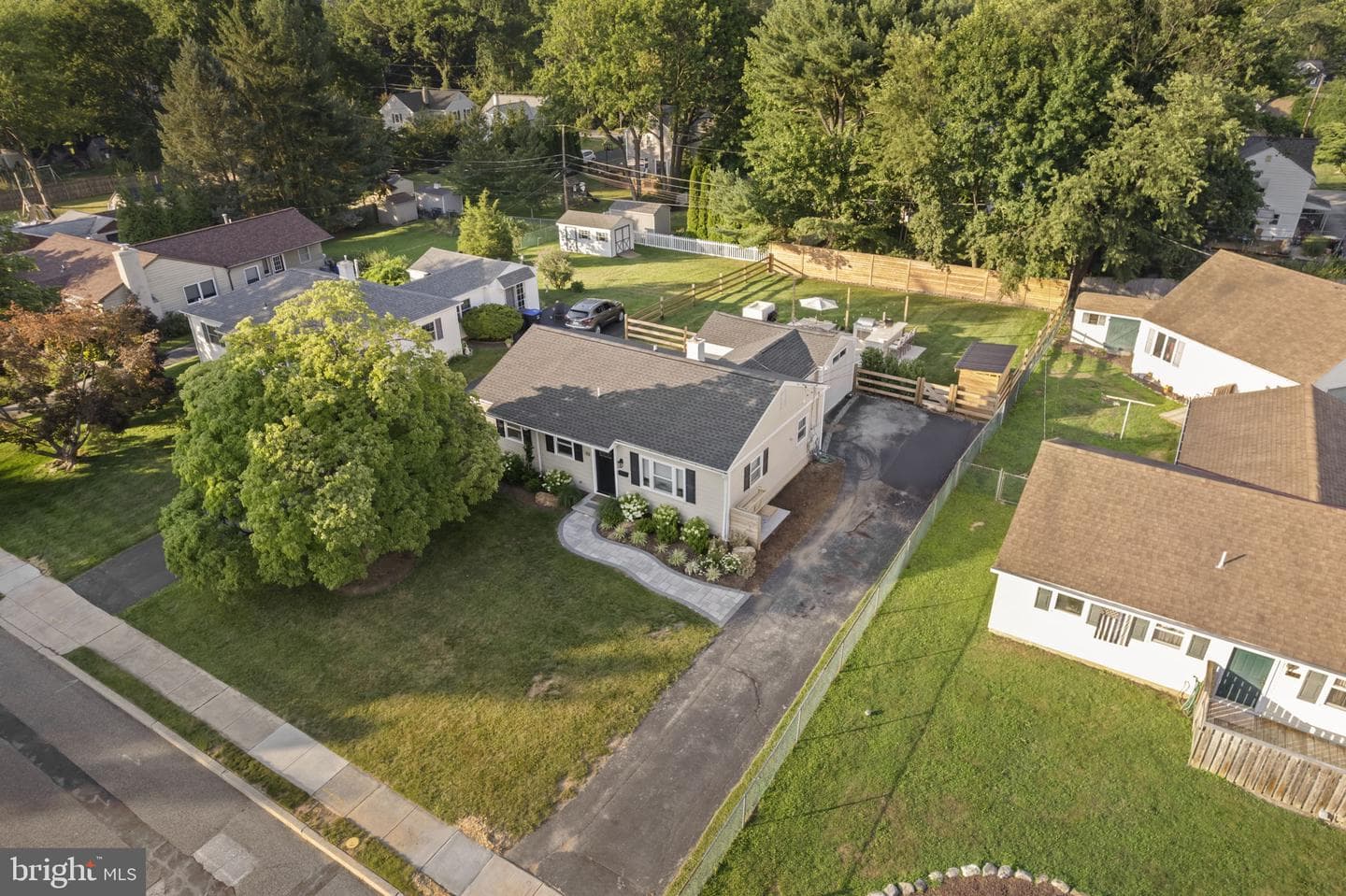 113 Manor Road photo 5