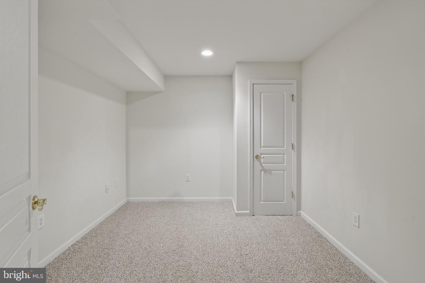 228 N Caldwell Circle photo 53