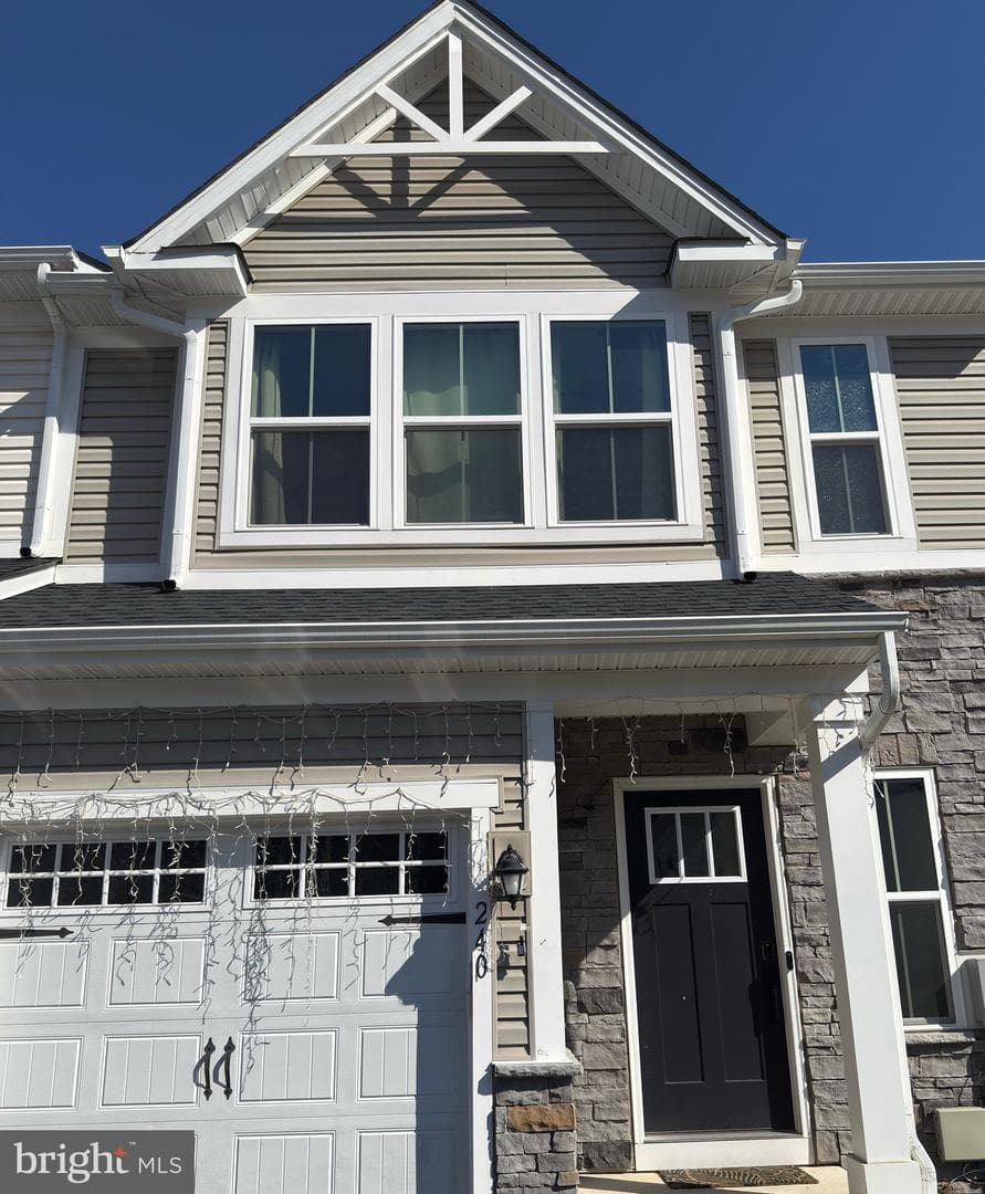 240 Chase Drive photo 1