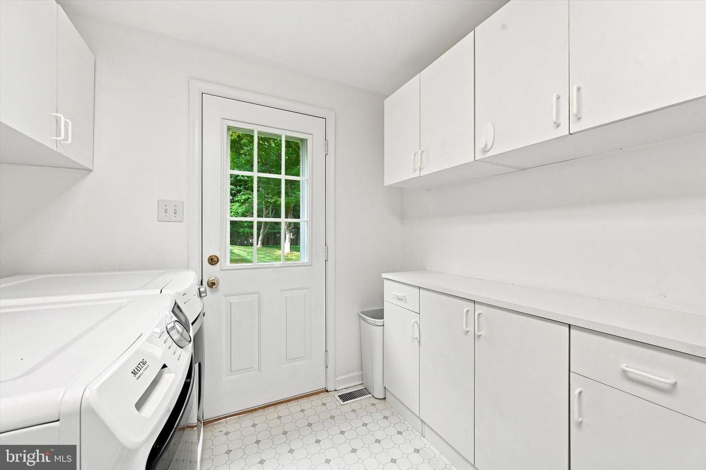 310 Fairview Drive photo 16