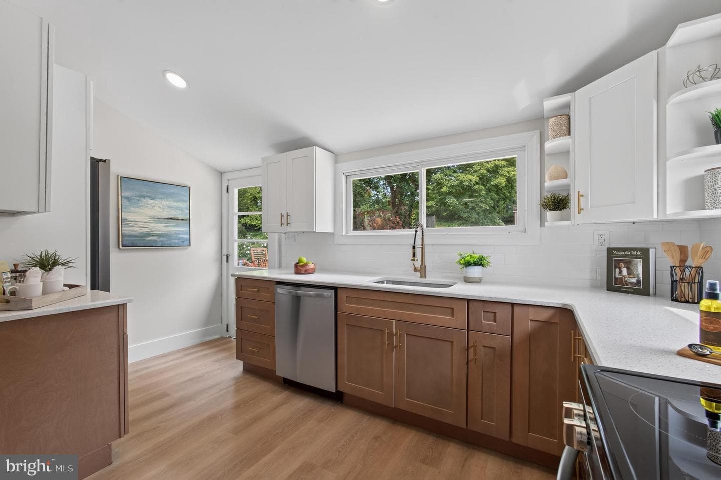 149 Poplar Street photo 10