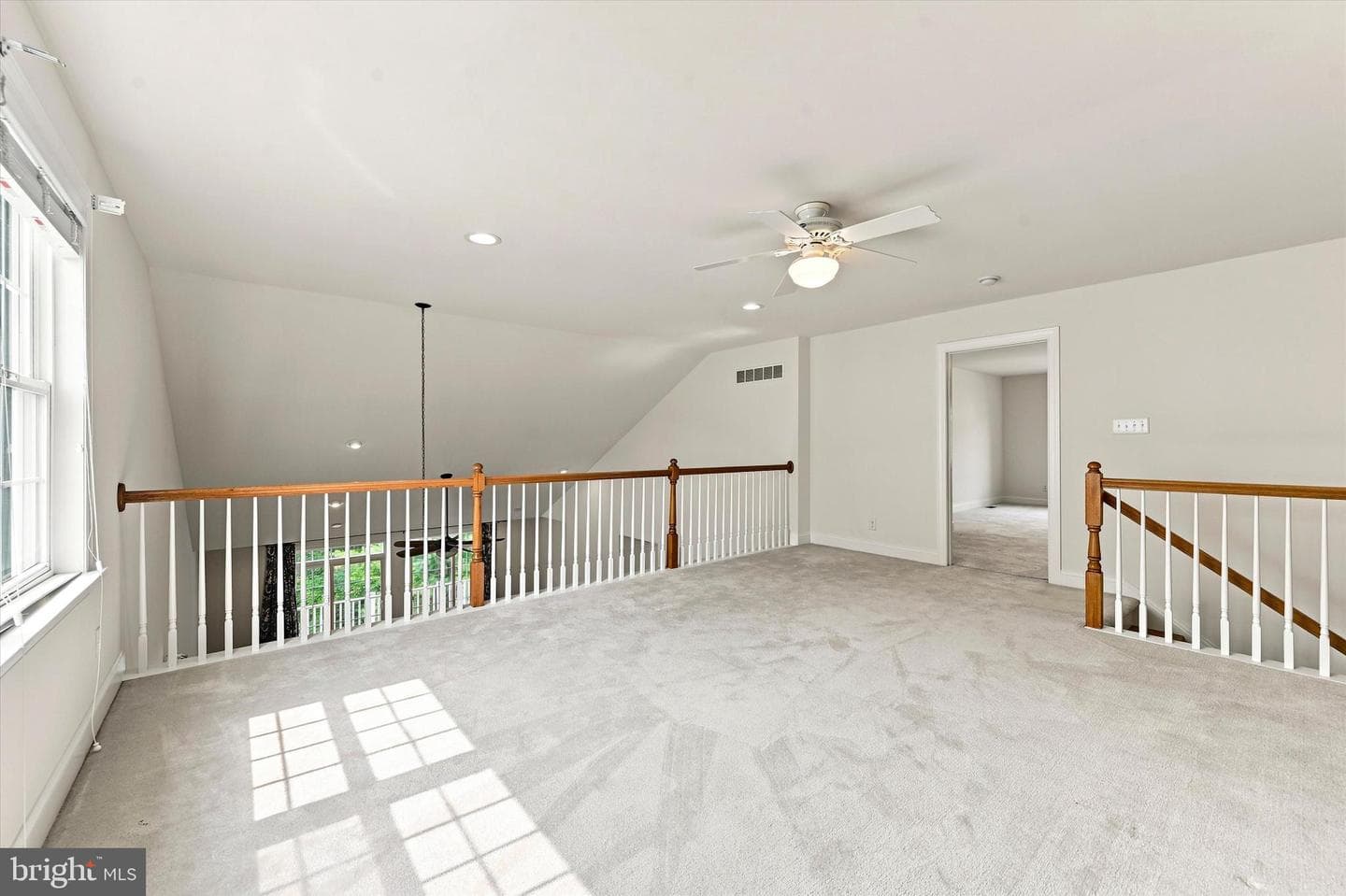 270 Hendrickson Lane photo 18