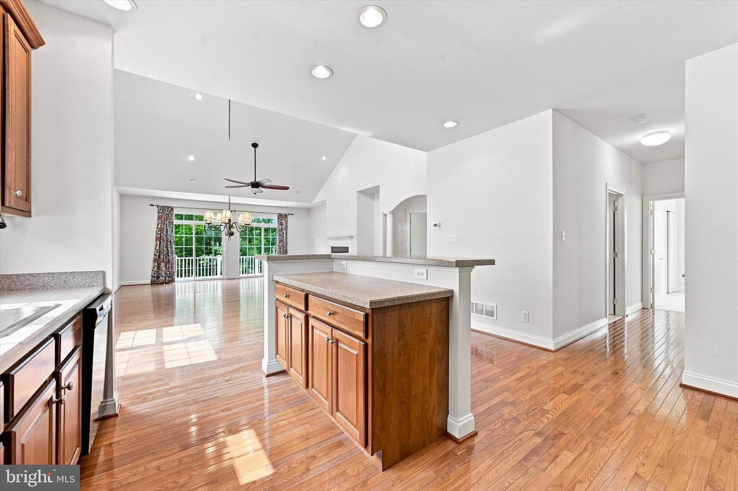 270 Hendrickson Lane photo 8