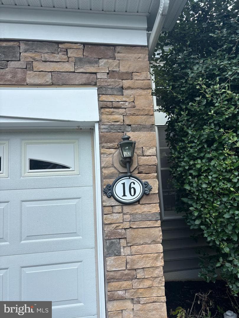16 Sloan Road photo 1