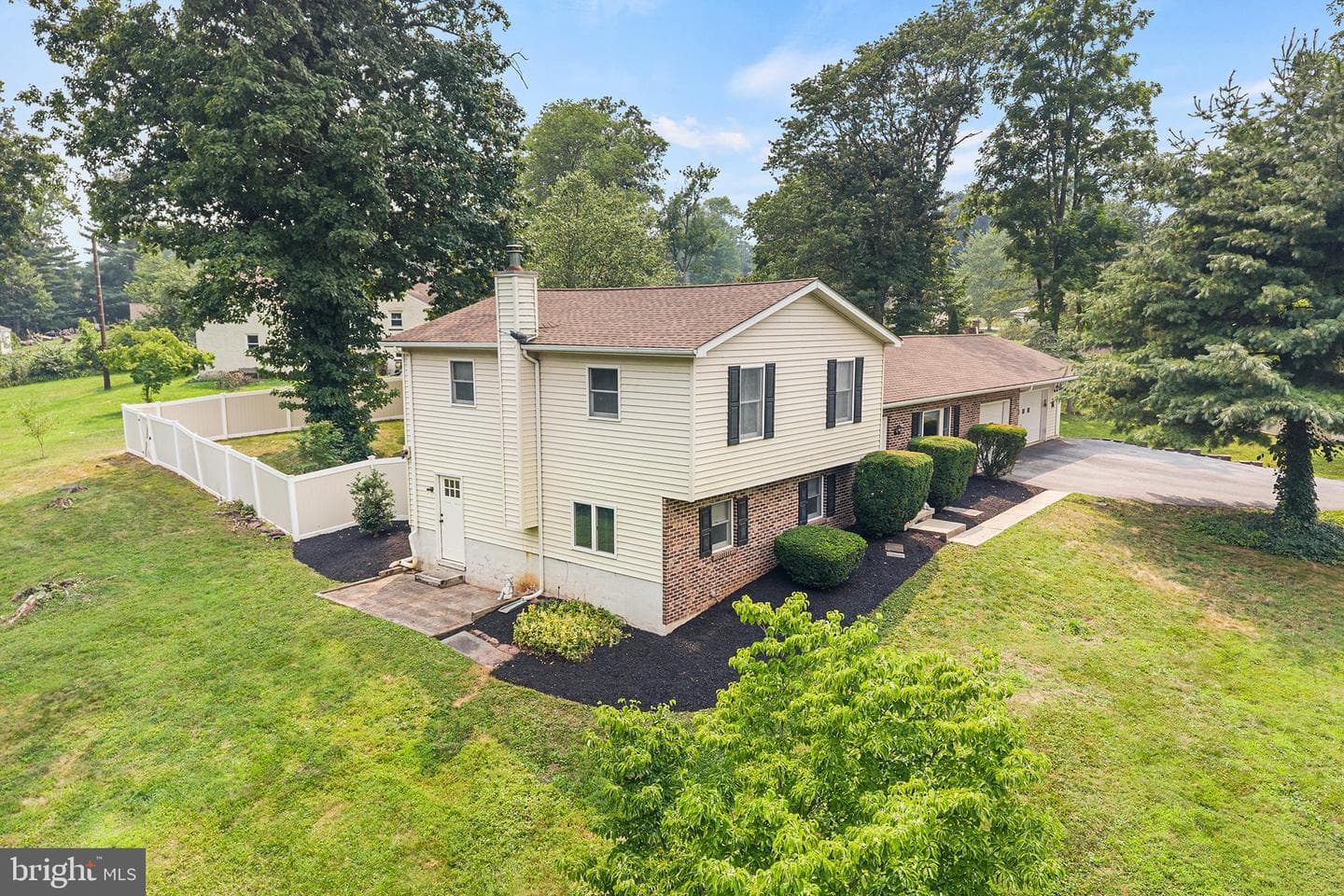 2604 Pheasant Run Lane photo 37