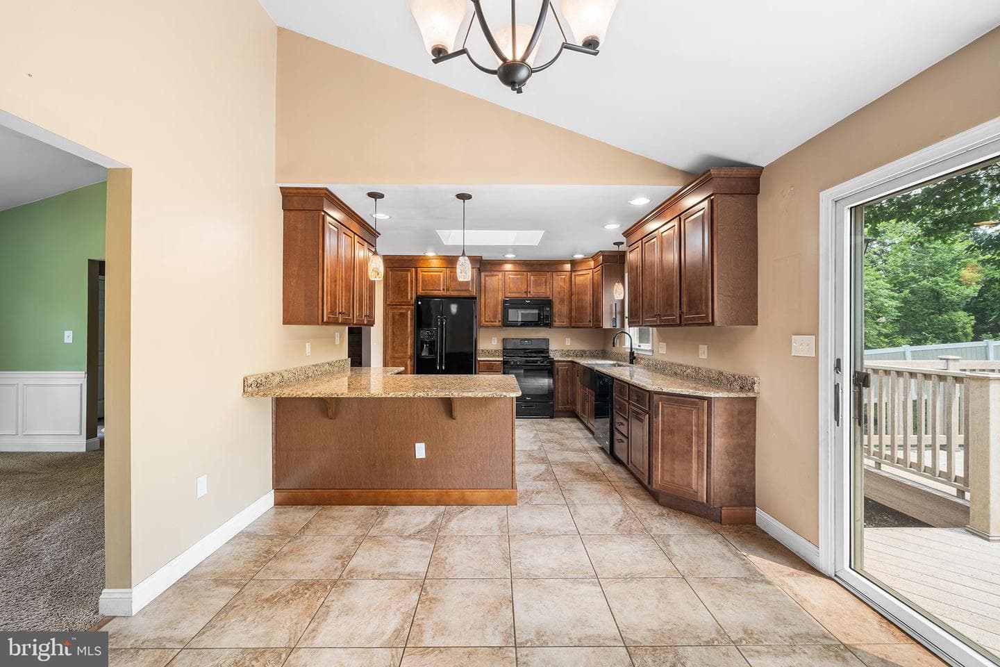 2604 Pheasant Run Lane photo 7