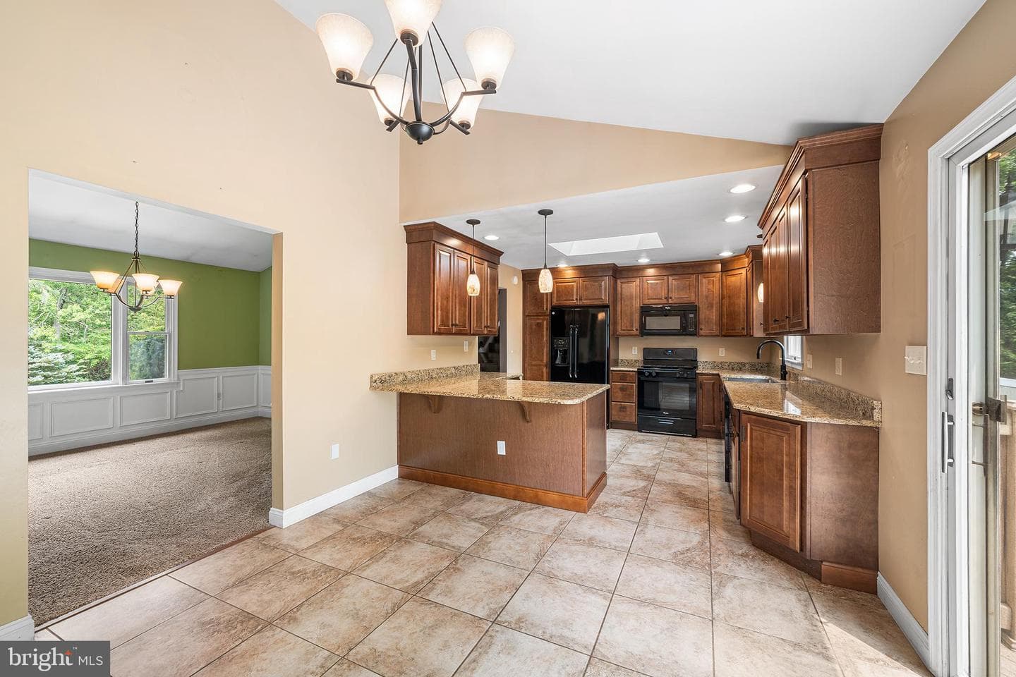 2604 Pheasant Run Lane photo 8