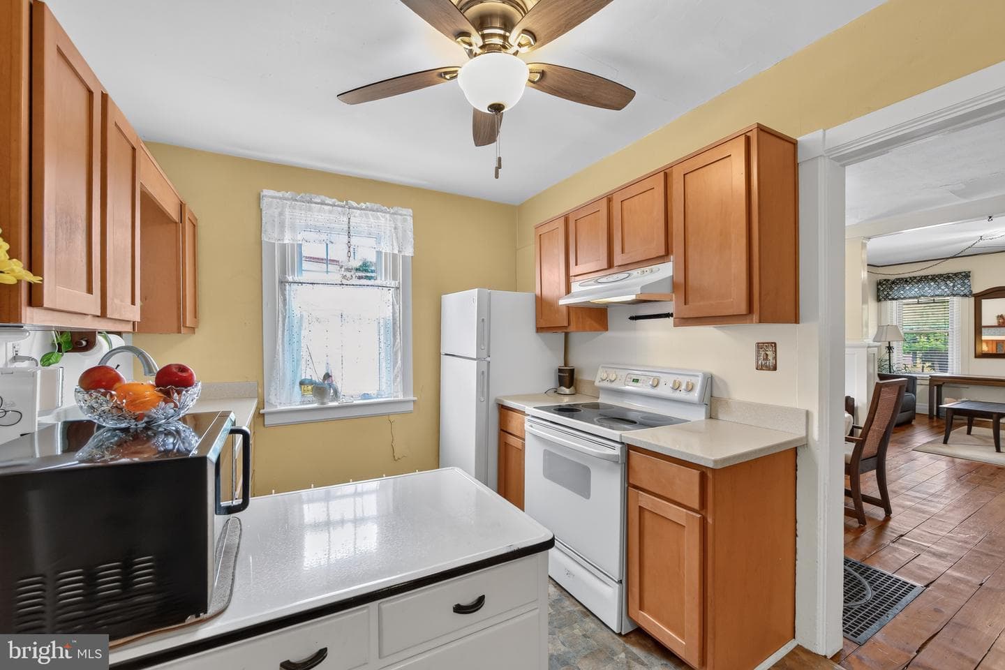241 Washington Avenue photo 9