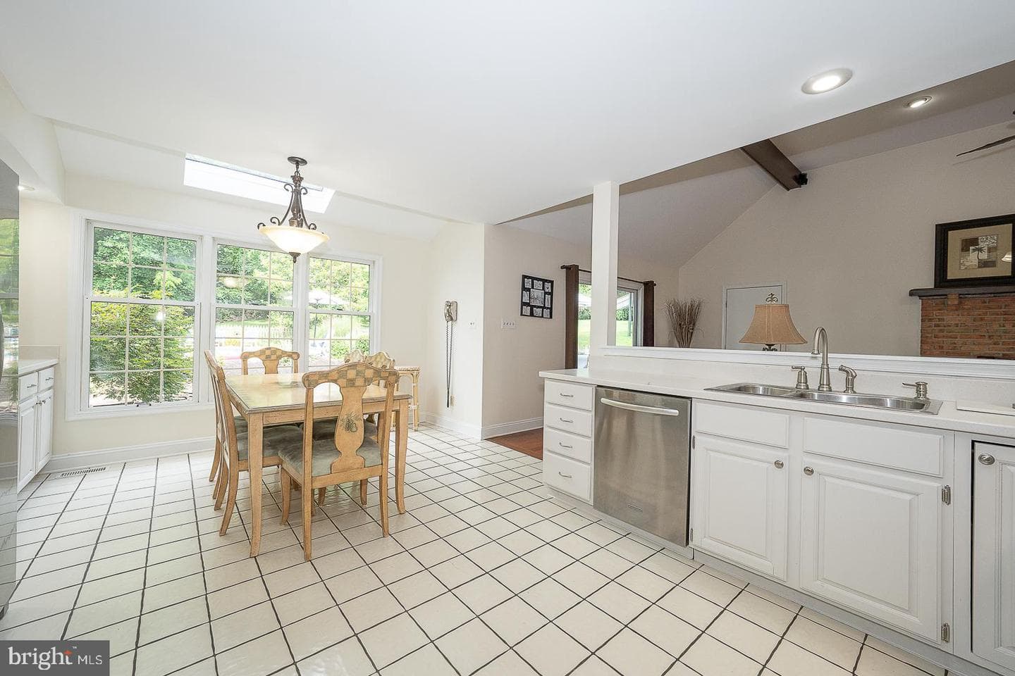 842 Penns Way photo 15