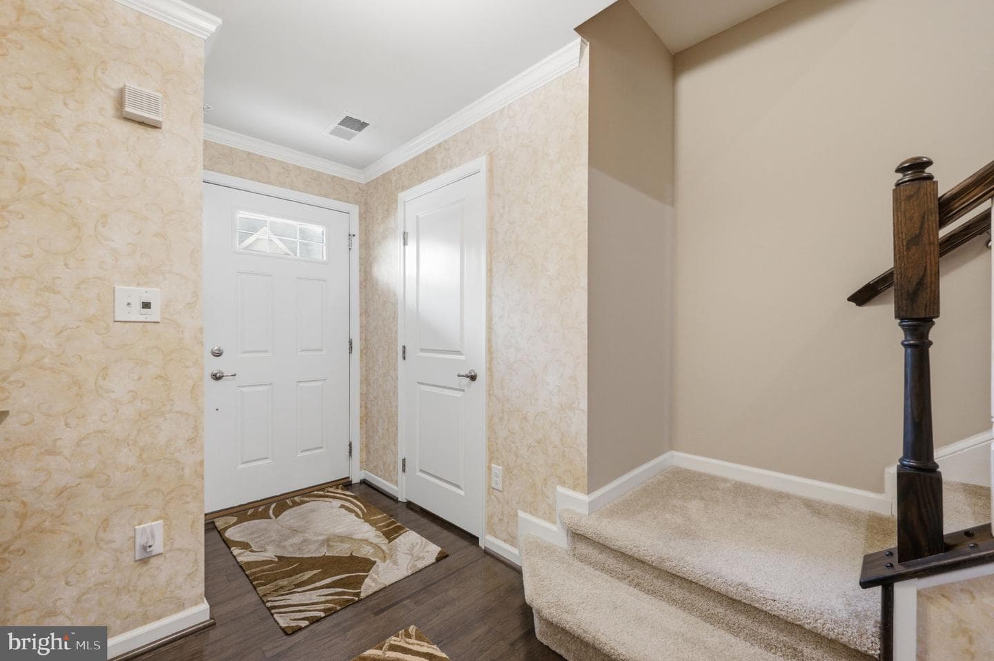 160 Mulberry Drive photo 3