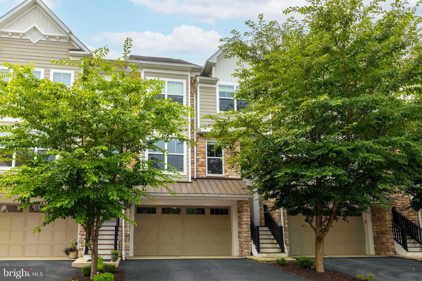 38 New Countryside Drive photo 2