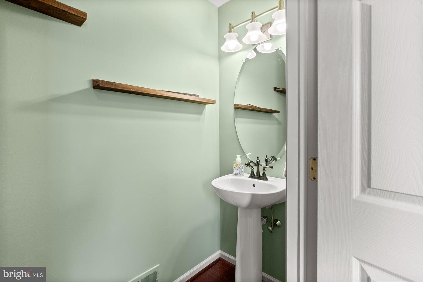 1102 Cherry Wood Court #1102 photo 5