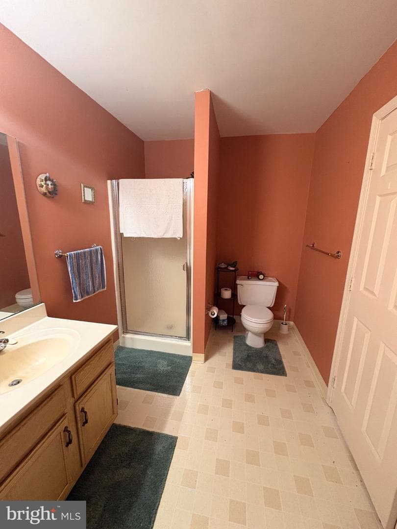 135 Peters Court photo 13