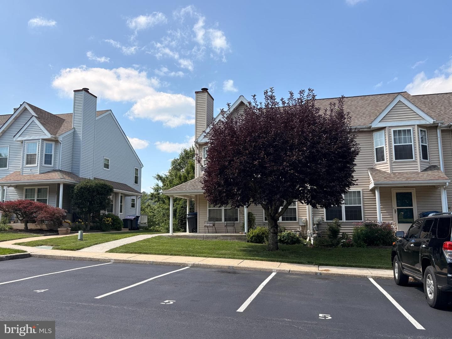 135 Peters Court photo 16