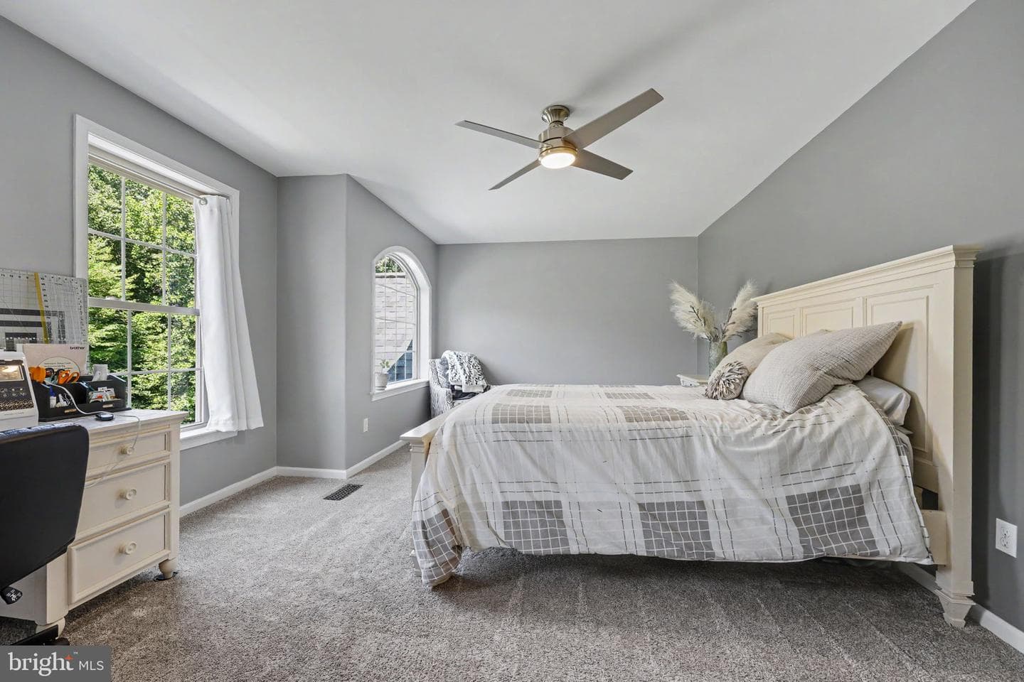 458 N Sandy Hill Road photo 32