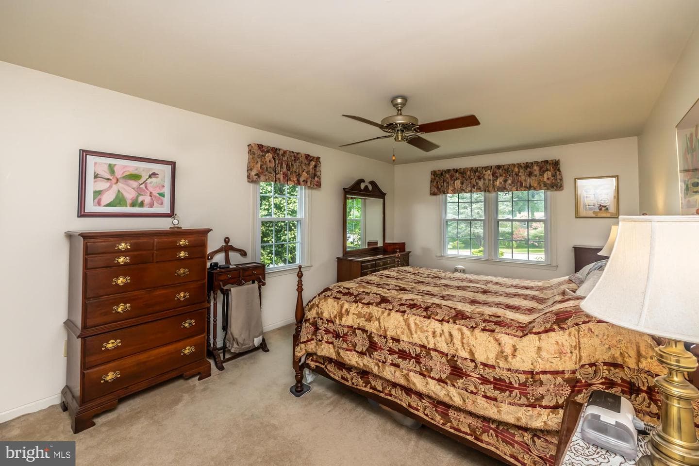 1466 Grove Avenue photo 40