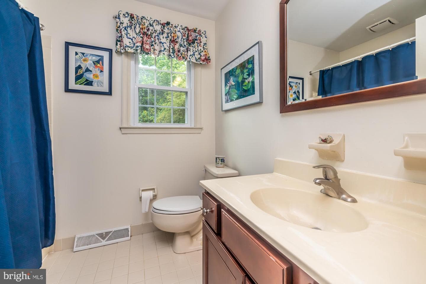 1466 Grove Avenue photo 44