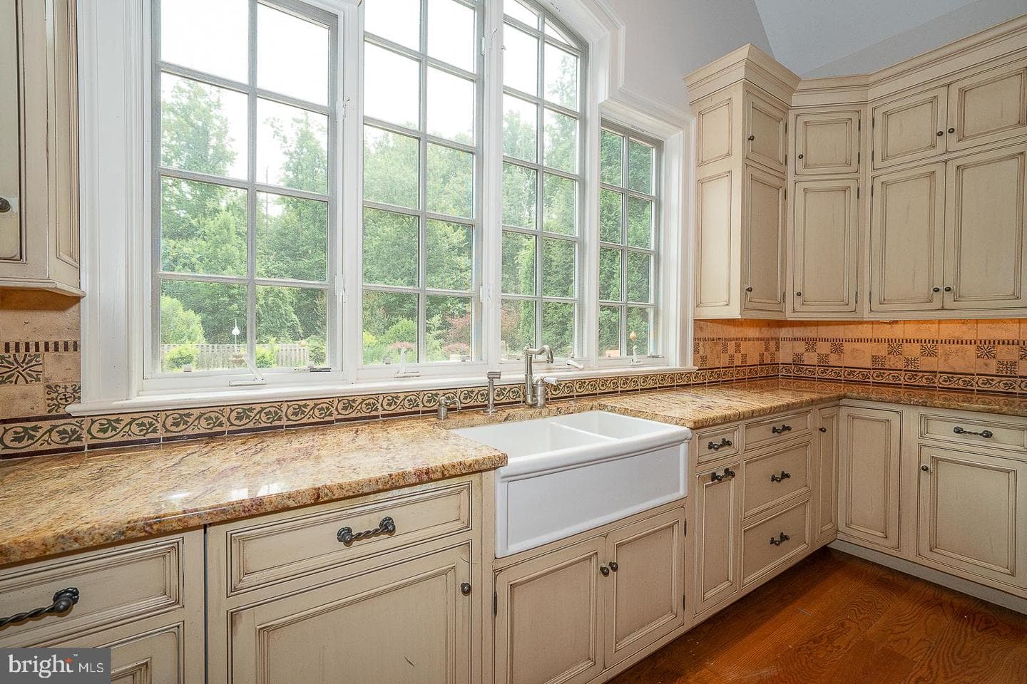 2048 Buttonwood Road photo 18
