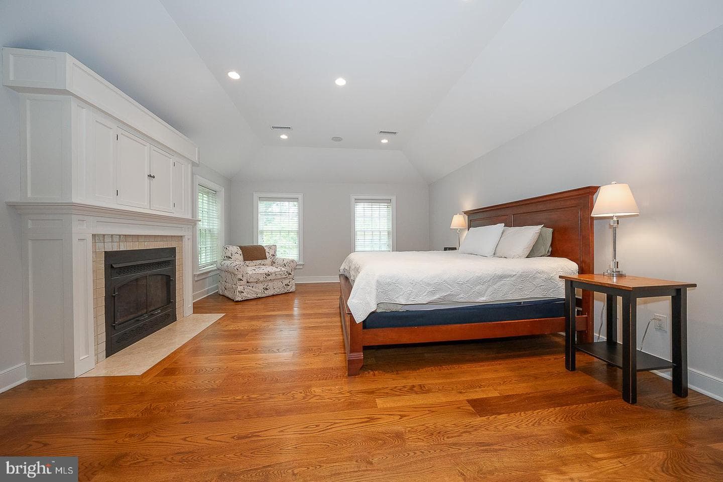 2048 Buttonwood Road photo 37