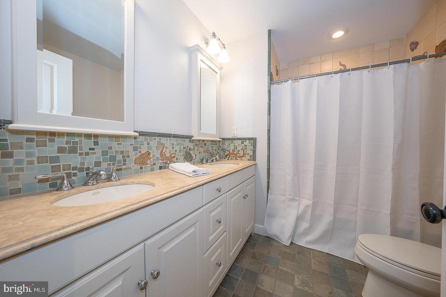2048 Buttonwood Road photo 54