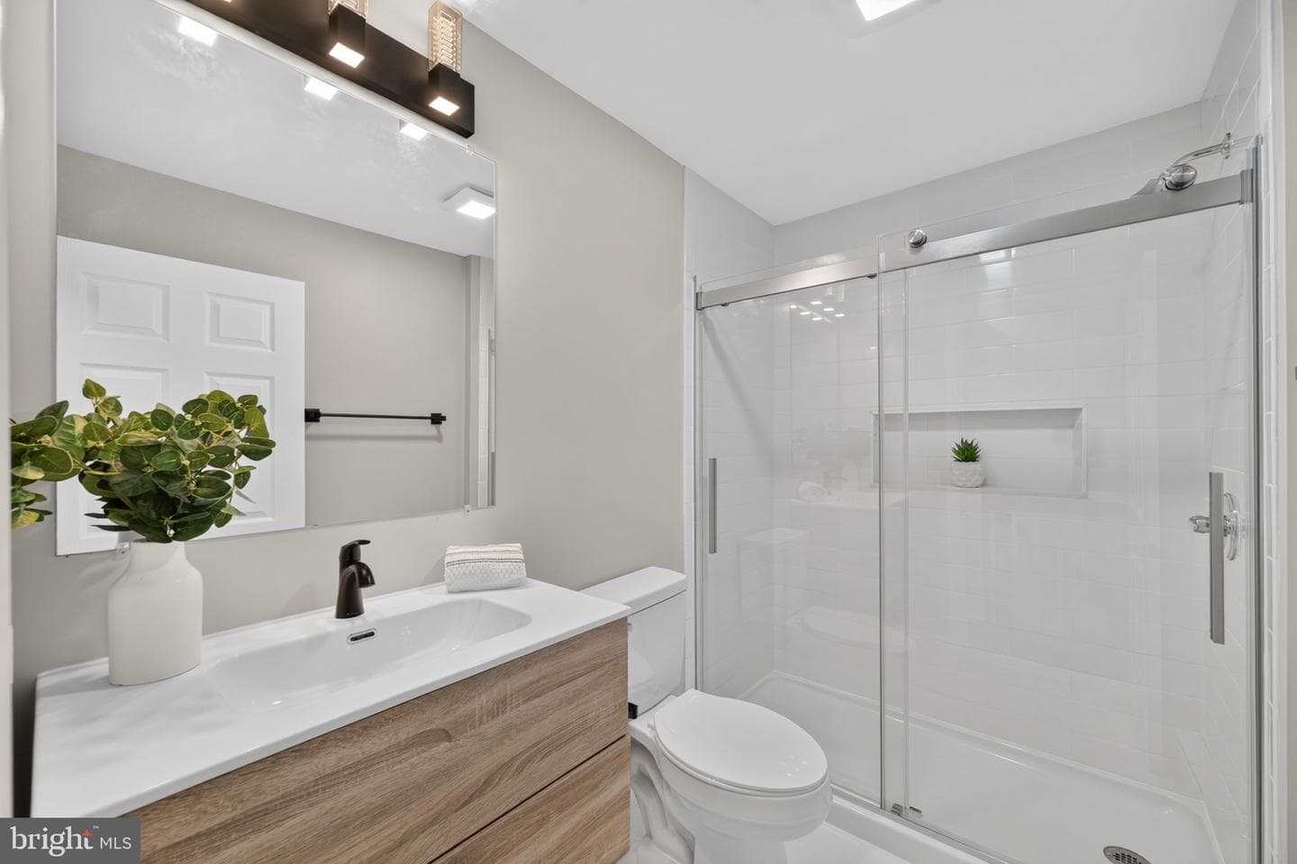 123 Jefferson Avenue photo 26
