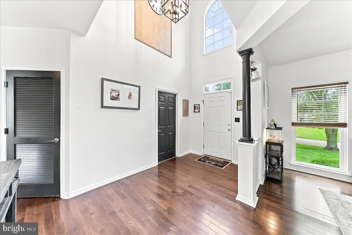 40 Caversham Drive photo 4