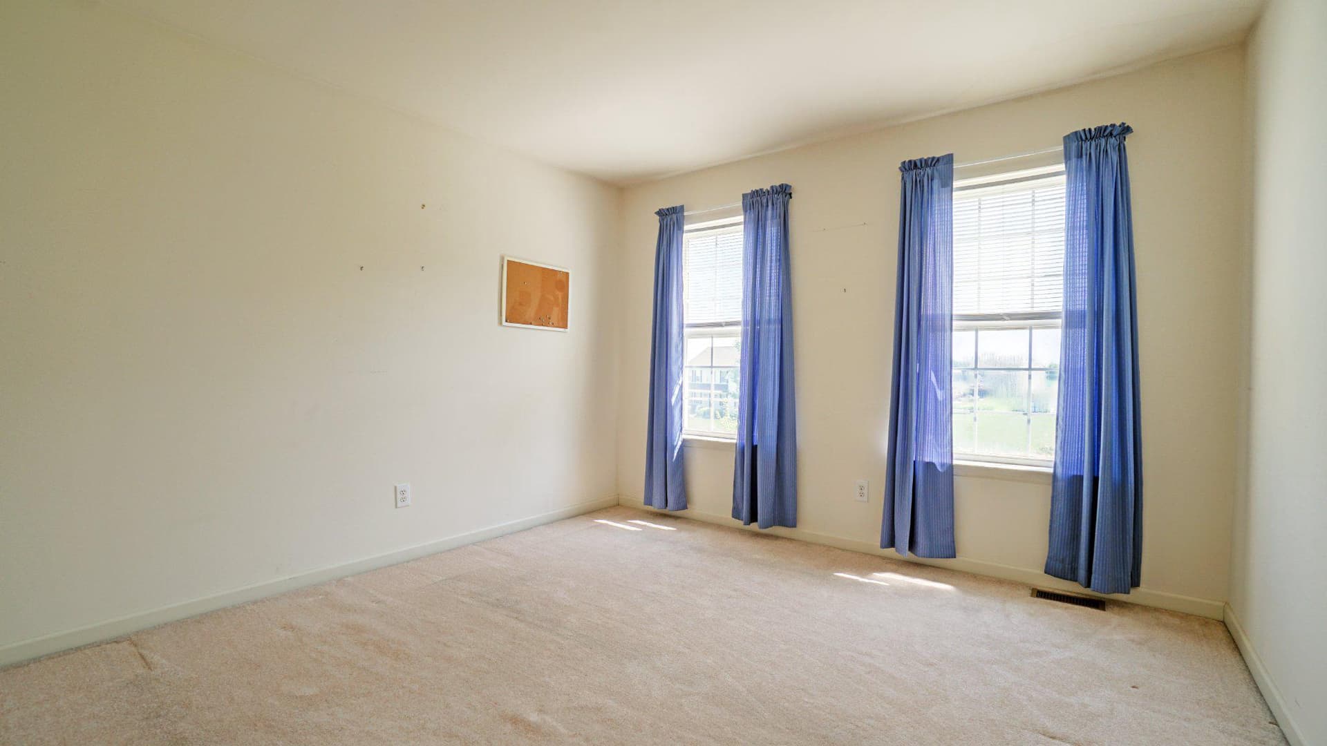 412 Buttonwood Lane photo 40