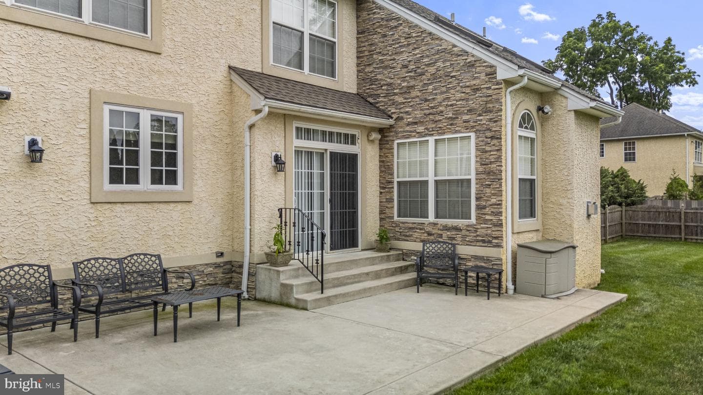 410 Misak Drive photo 34