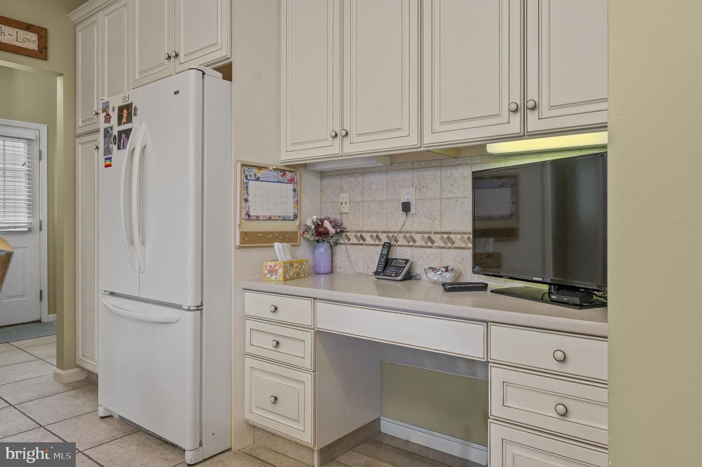 410 Misak Drive photo 9