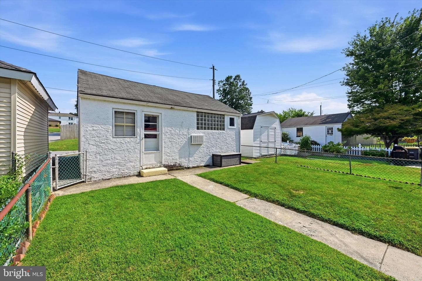 302 William Street photo 31