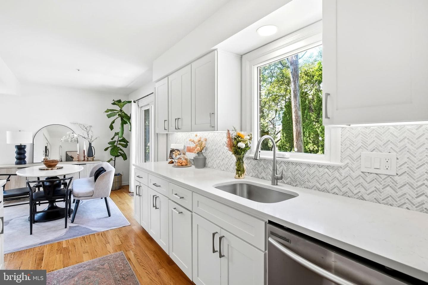 223 E Evans Street photo 17