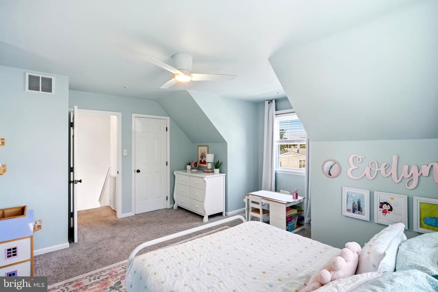 223 E Evans Street photo 30