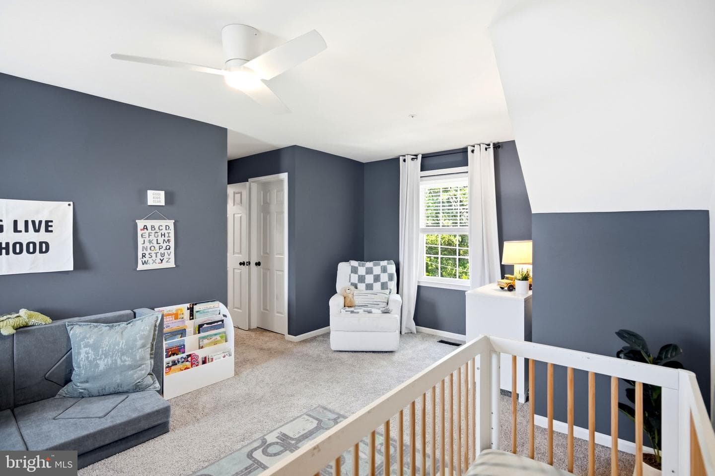 223 E Evans Street photo 35