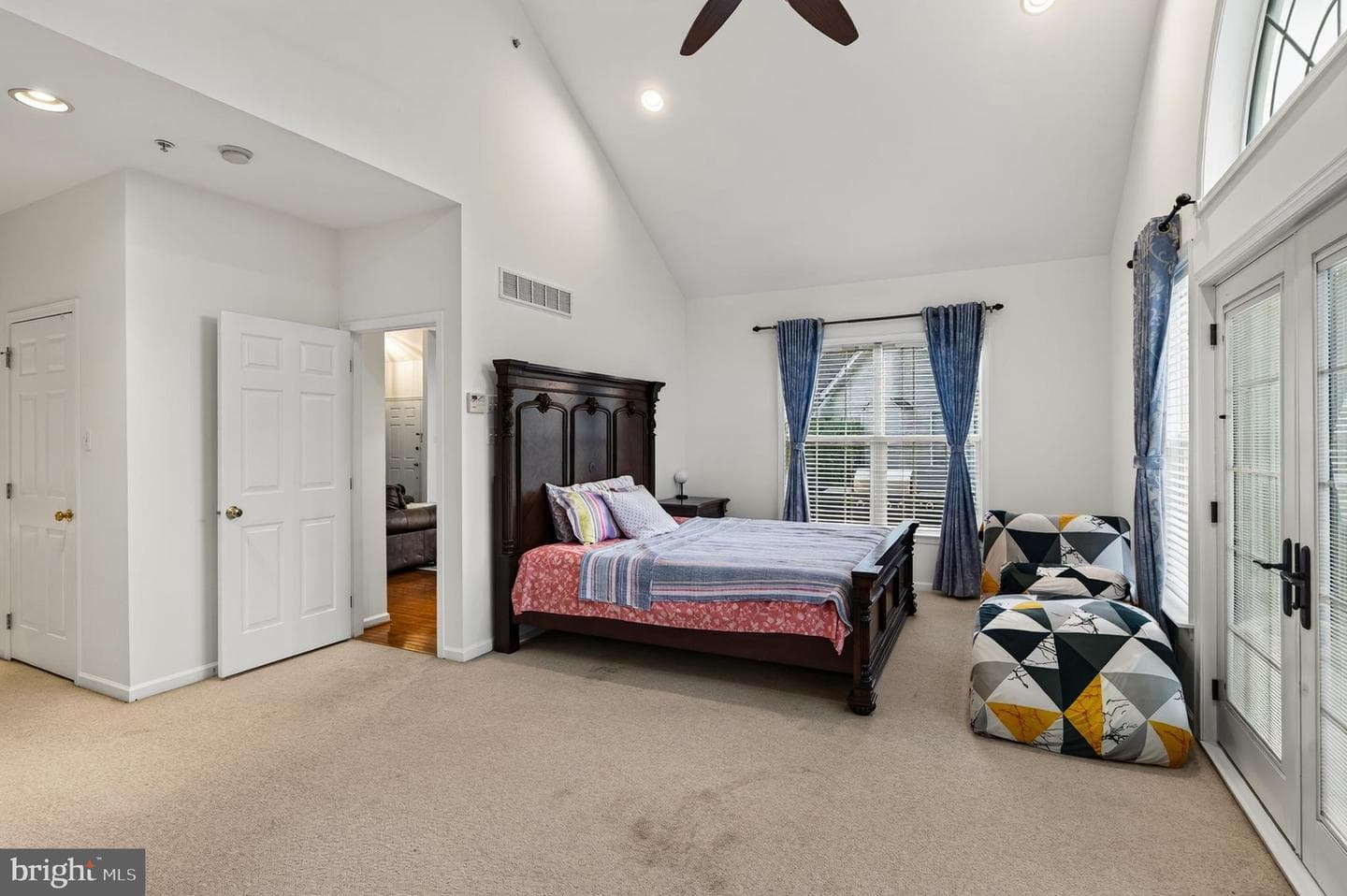 247 Silverbell Court photo 15