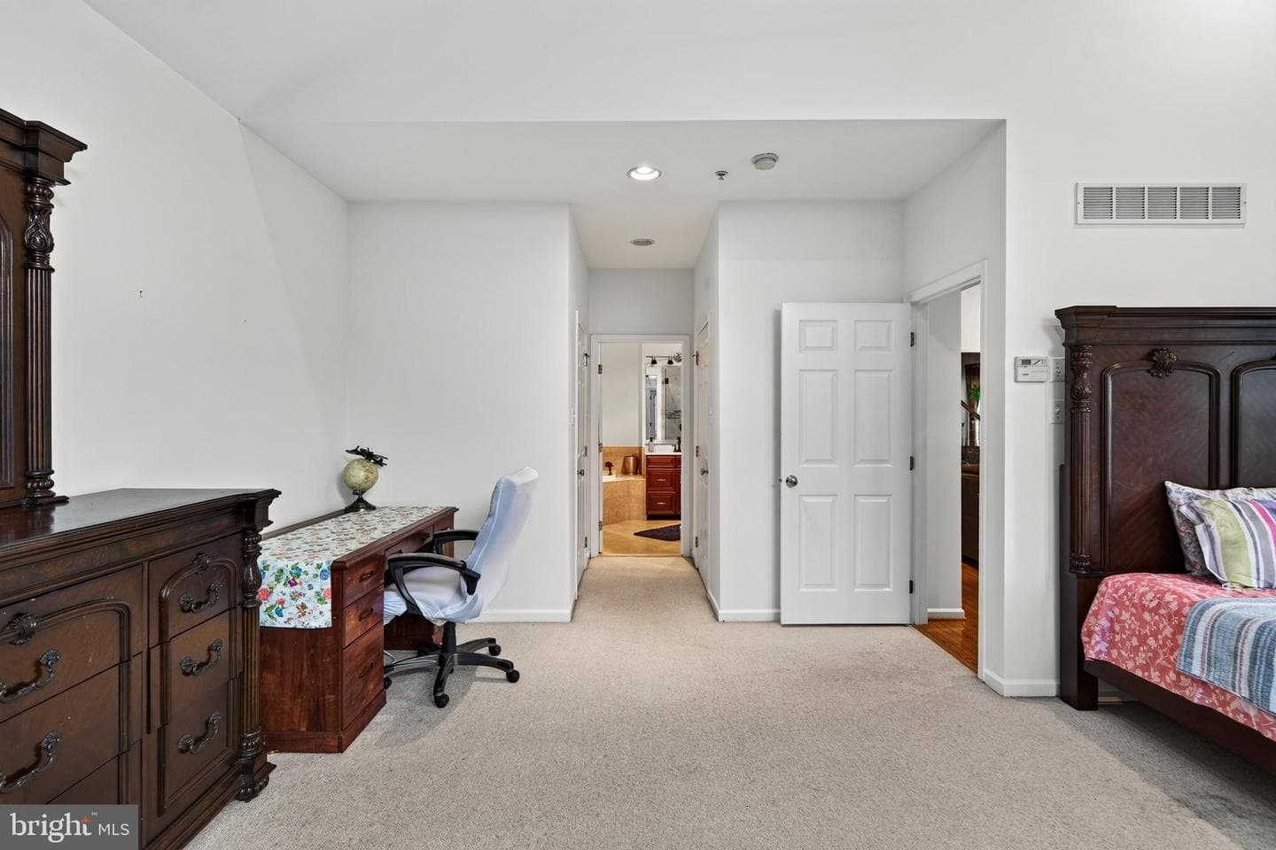 247 Silverbell Court photo 16