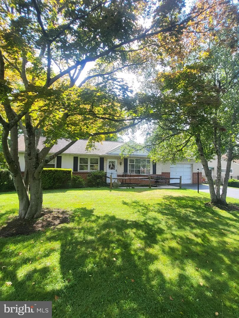 118 Ave West Chester Pa 19382 photo 1
