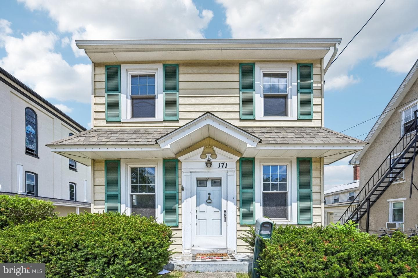 171 Chestnut Street photo 1