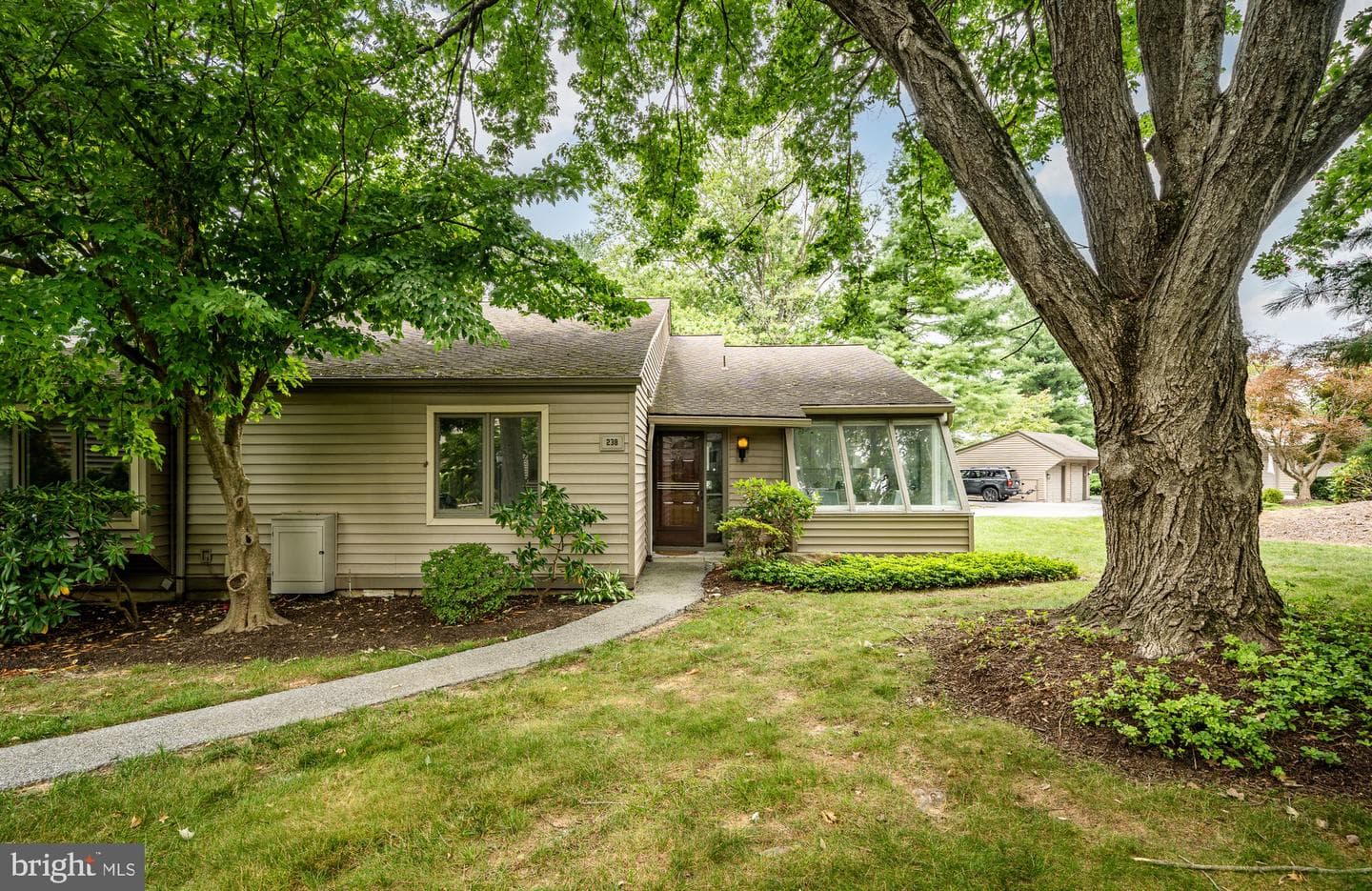 238 Chatham Way #238 photo 1