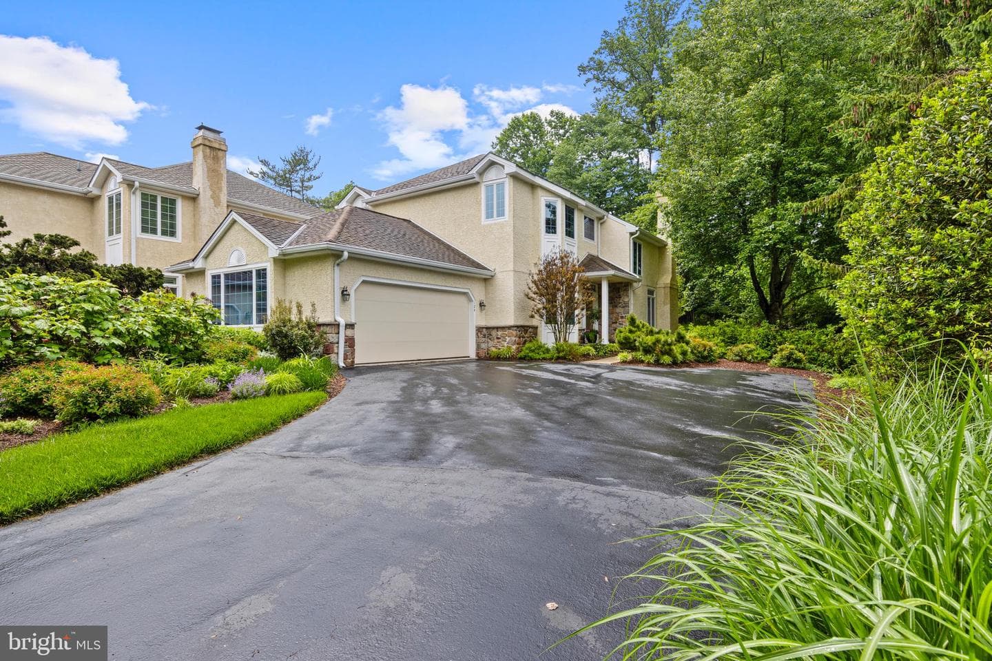 124 Piqua Circle photo 1