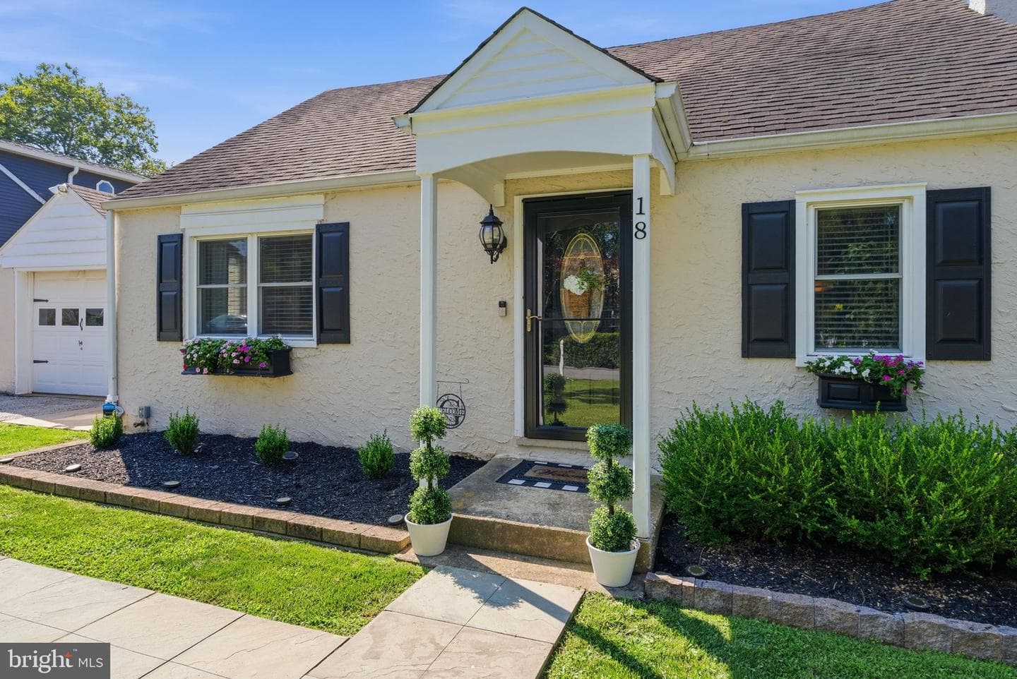 18 Buttonwood Avenue photo 1