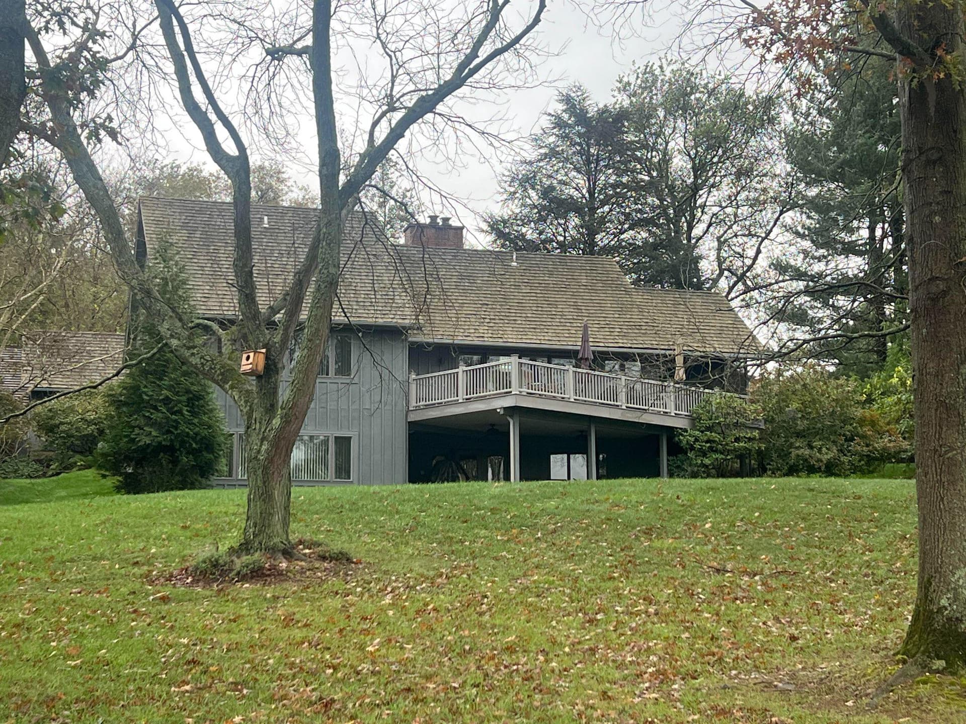 36 Southridge Drive photo 1