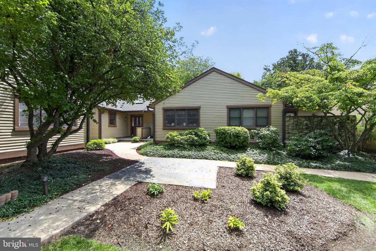 1093 Lincoln Drive #1093 photo 1