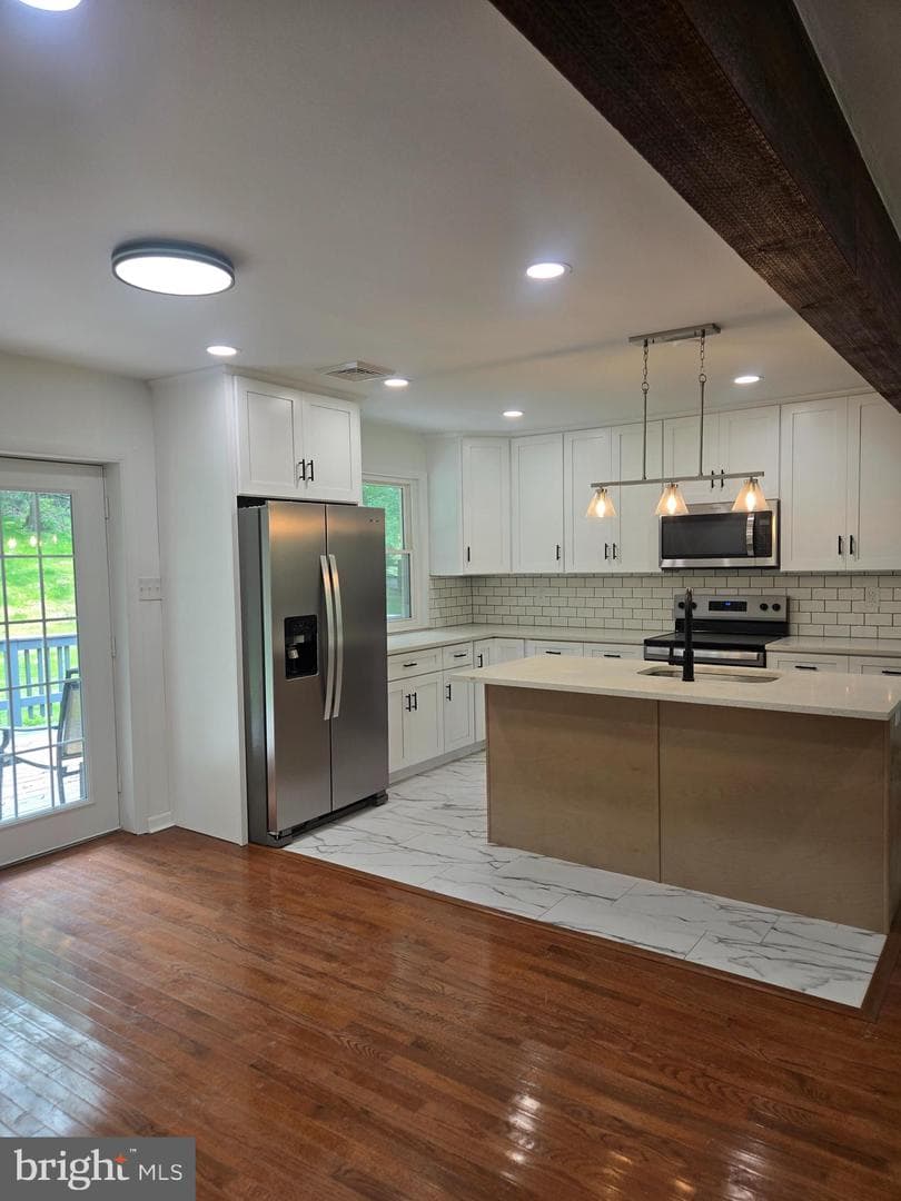 1016 W Boot Road photo 1