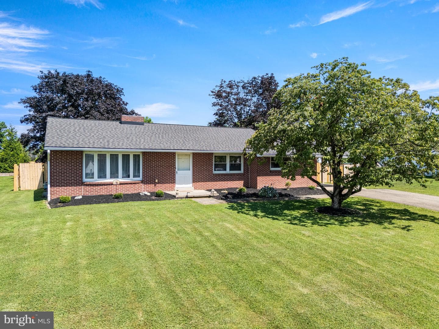 135 Bethel Road photo 1